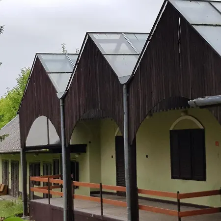 Gasthuis Domus Vendeghaz Balatonszárszó